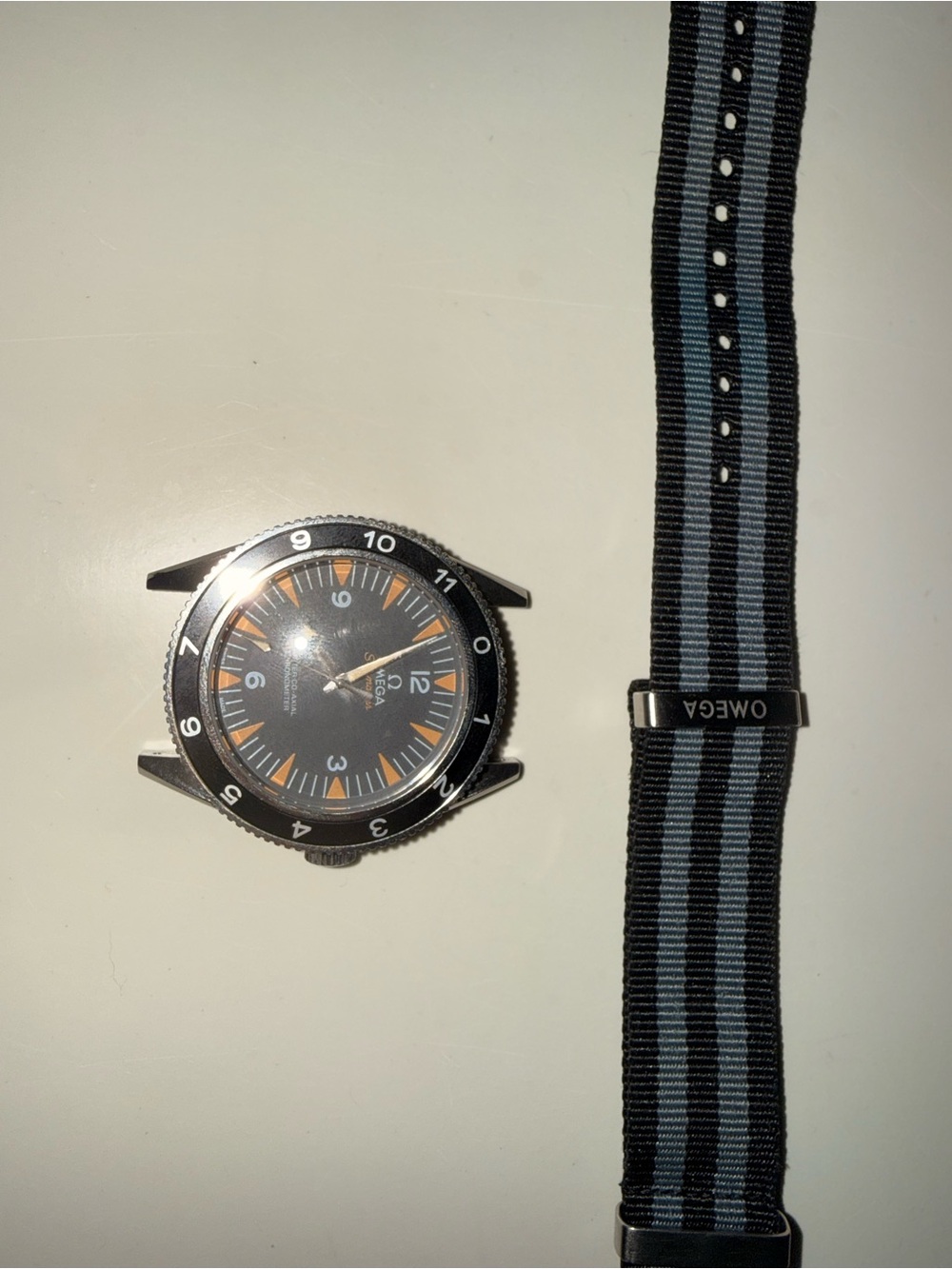 Omega men’s black dial diver 007 watch